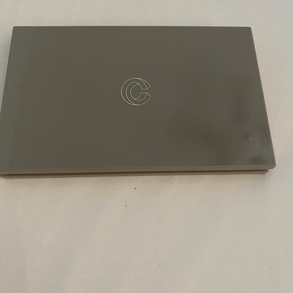 Complex Culture Full Time Eyeshadow Pallet - NEW - Picture 6 of 9